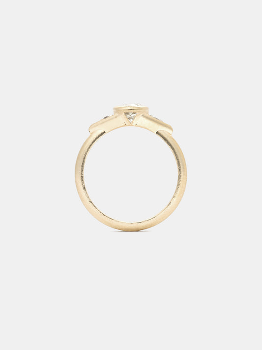 Dahlia 3 Stone Ring