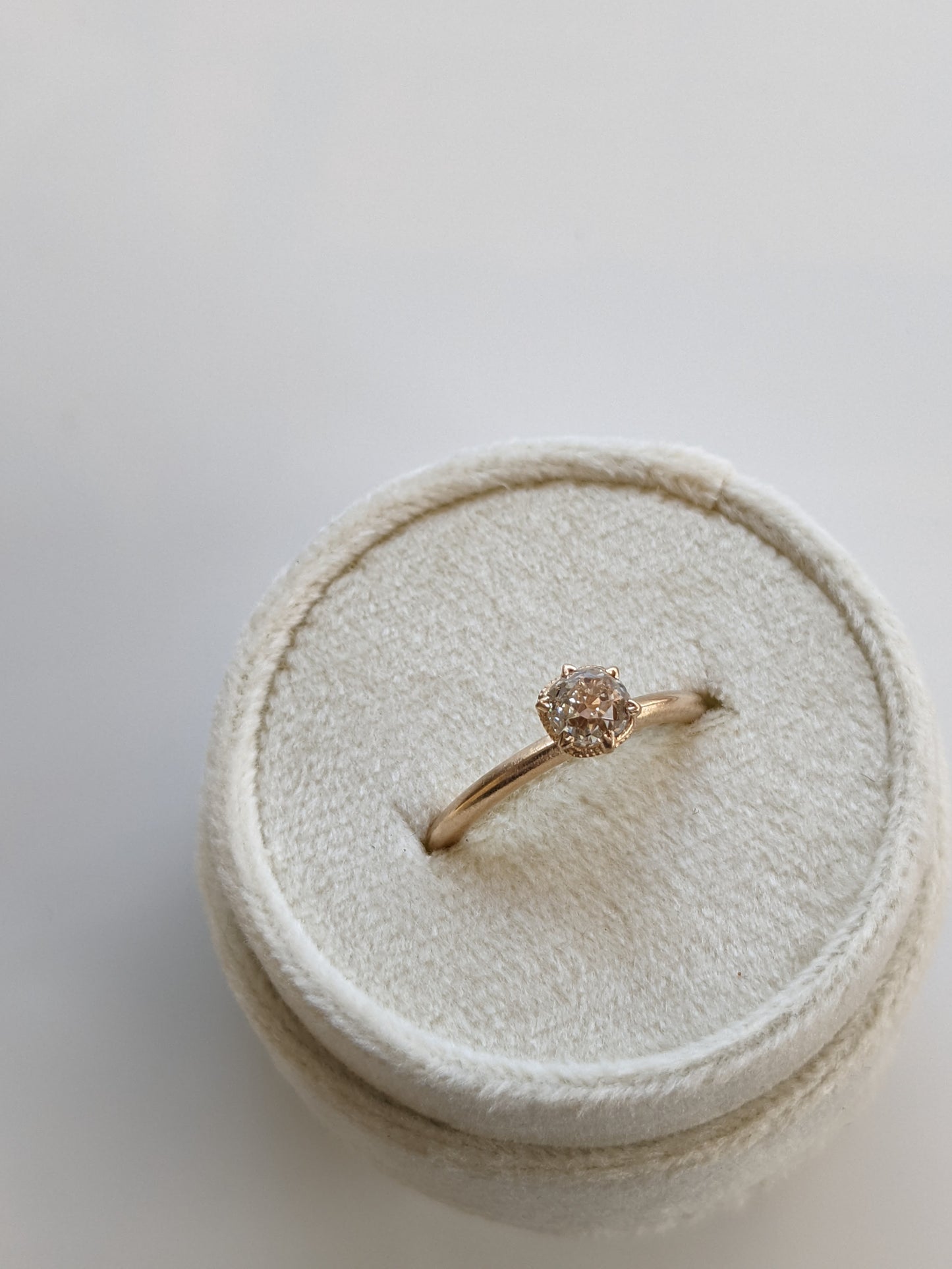 Liquidation — Valeria Solitaire — Antique Diamond